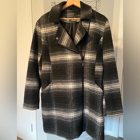 Lee Cooper Jackets & Blazers - 💥 SALE💥 Vintage Y2K Lee Cooper black & white coat